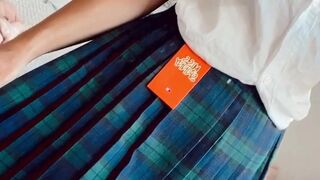 Penny_Petite sexy blonde gently masturbates cunt