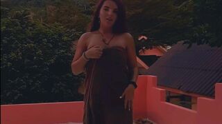 annaplayboy crazy babe sucking