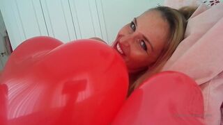 kathianobilixx onlyfans  cute passion masturbates shaved holes