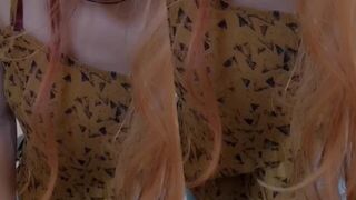 evaveil Appetizing young lady