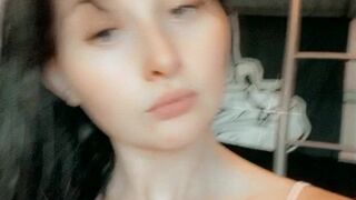 Danni Rivers OnlyFans Videos   cute posing in fries