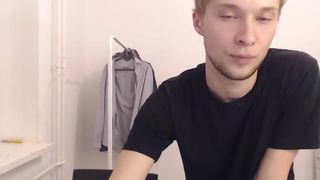 American_Spirits gentle erotic spinning at the chair