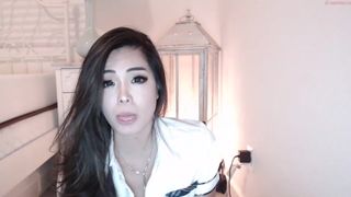 lil_piglet completely bared whore body