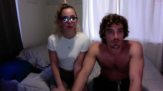 jamesandtiff busty woman chatting in chat