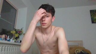 hot_ho sexy blonde hard jerks both holes