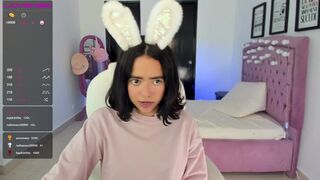 hanna_costtello cute chick cool teasing the vagina