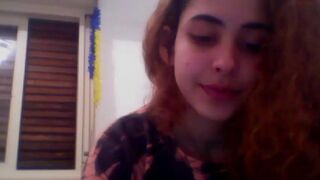 dreianova babe fucks both holes