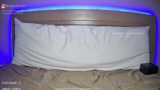 drippyprincess young slut masturbating with sex toy