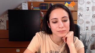 pokime Redhead courtesan