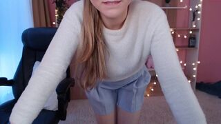 gloryloves Dark haired babe