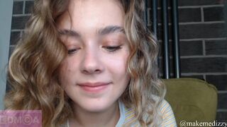 crazydaisy_ Piquant young lady