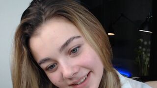 crazydaisy_ naughty lady passionately masturbating cunt