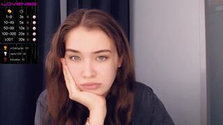 unreallana dark haired bitch gently pulls pussy