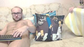 simoncouple1 exquisite bitch pulls pussy