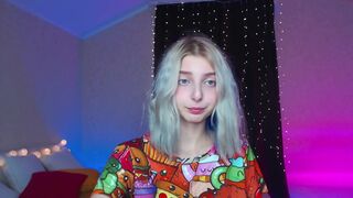 little__kittyy_ juicy slut enjoys cooney