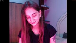 good_gerl blonde plays with sex toy