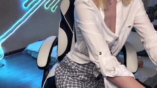 eva_cali undressing in private e