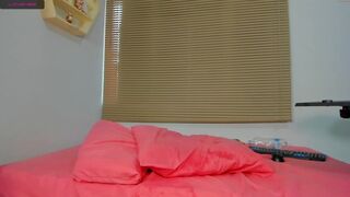 cute_littlebbw_ immaculate female posing nude