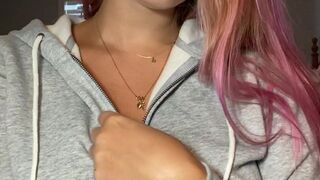 Just Wingit onlyfans pretty model fucks pussy