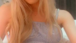 Naomi Anderson onlyfans amazing slut is hot fucking her holes