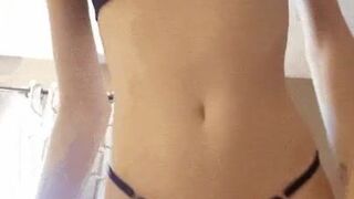 Crystal Thayer onlyfans solo masturbation