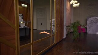 SimensSofia onlyfans sucking dick and jerking off on camera showing her little holes