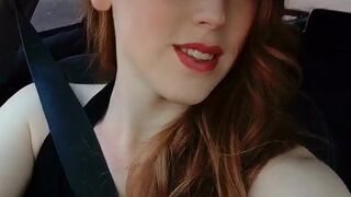 Shiri Allwood fat chick fucks cunt with phallus