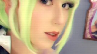 Shiri Allwood sweet orgasm