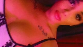 Jane marie onlyfans cute chick jerks both holes