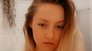 texasthicc cute passion relish swallows dildo