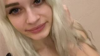 niko_belle Pretty young lady