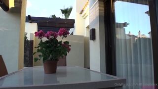 kathianobilixx onlyfans the luxury model is swaggering with two toys.