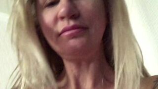 Ryan Conner onlyfans Sultry chick