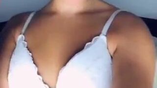 Paola_Skye onlyfans multiple videos of her cumming