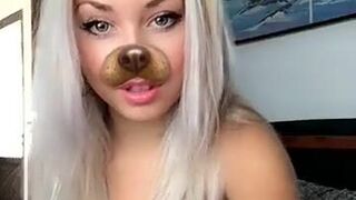 Paola_Skye onlyfans exciting trash boasts a body