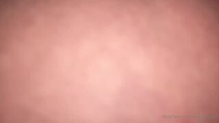 Paola_Skye onlyfans crazy whore dabbles with sex machine