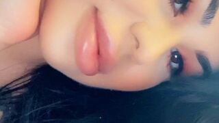 Vikkiii onlyfans crazy babe posing nude