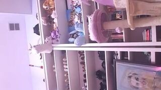 Lexi Belle onlyfans exquisite bitch jerking off her cunt