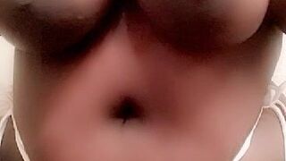 LittlePet onlyfans Beauty with cool curves