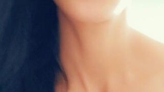 Laly Vallade onlyfans Charming brunette