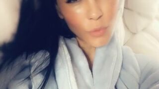 Laly Vallade onlyfans Solid female