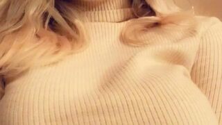 Kitten Kate onlyfans whore lady with a tattoo shows her charms