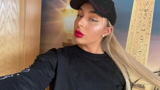 Kiera Jaston onlyfans masturbating and more