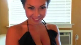 Katee Owen aka KateeLife onlyfans Hot brunette