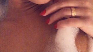 Julia Abrams onlyfans a wonderful beast takes a shower