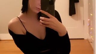 Ivy Aura onlyfans vicious girl relish fingers with herself