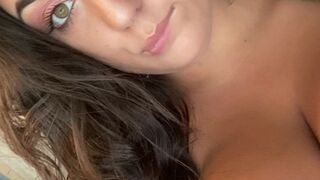 Greeneyedgirlllll onlyfans 22 December 2020