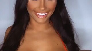 DaddyтАЩs girl onlyfans dark chick seduces with big shapes