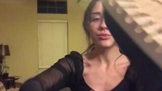 Daddy Destiny onlyfans obstinate mare fingers jerking her pussy