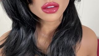 Coco Vandi onlyfans cheeky busty bitch